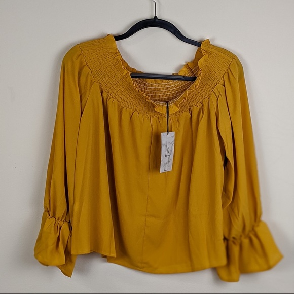 andthewhy Tops - L Boho Off-the-Shoulder Top in Trendy Mustard